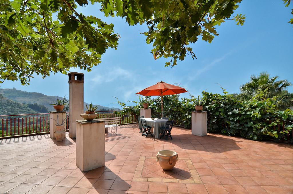 Agriturismo Etna-Mare Piedimonte Etneo Exterior foto