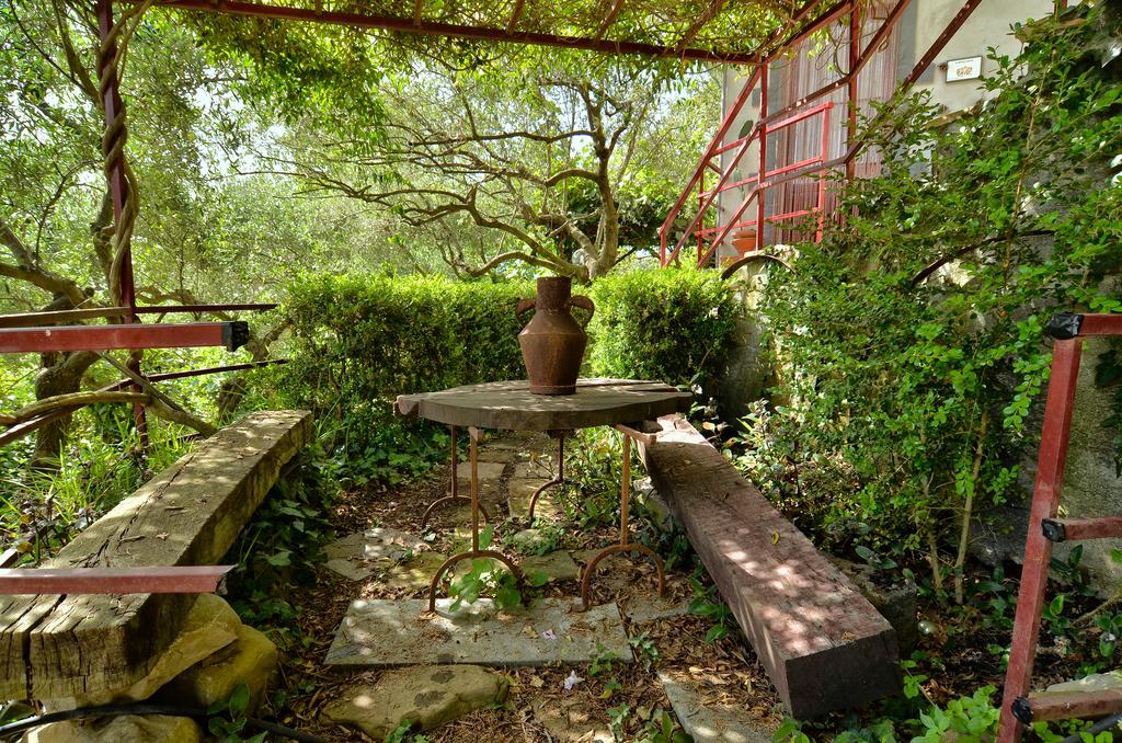 Agriturismo Etna-Mare Piedimonte Etneo Exterior foto